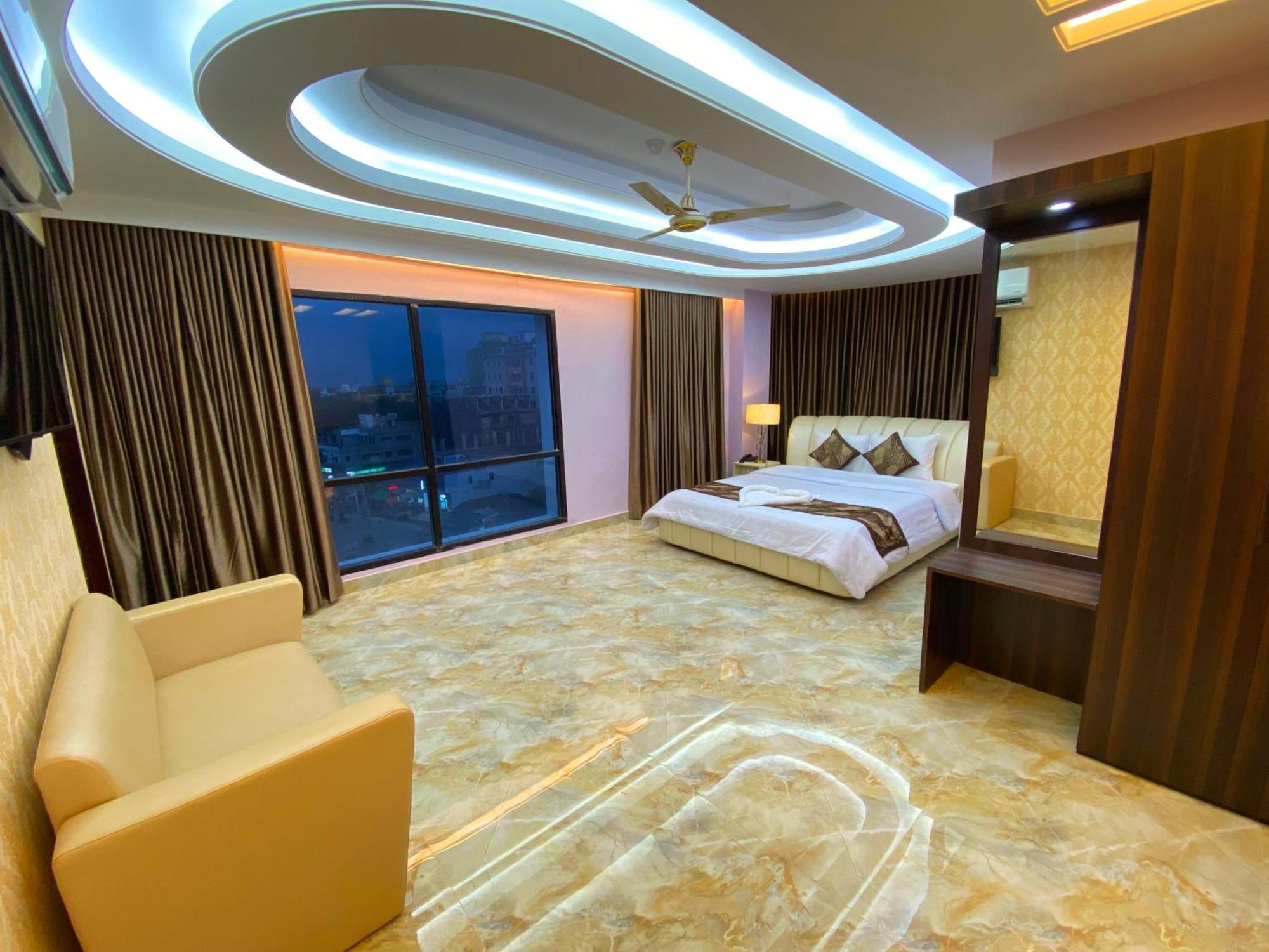 Hotel Valentino Noakhali Екстер'єр фото